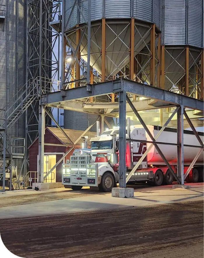 Bridging gaps in the agricultural supply chain